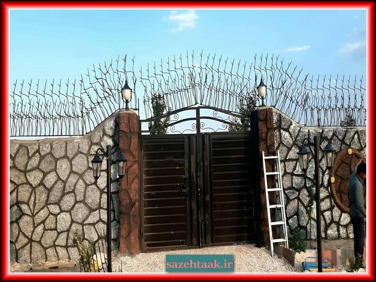 راهنمای انتخاب حفاظ دیوار مناسب برای باغها و ویلاها