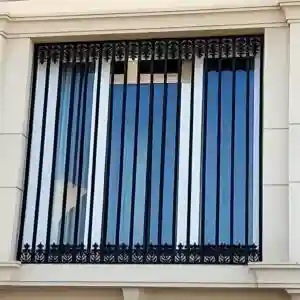 حفاظ پنجره قندیل دار ویلایی کلاسیک