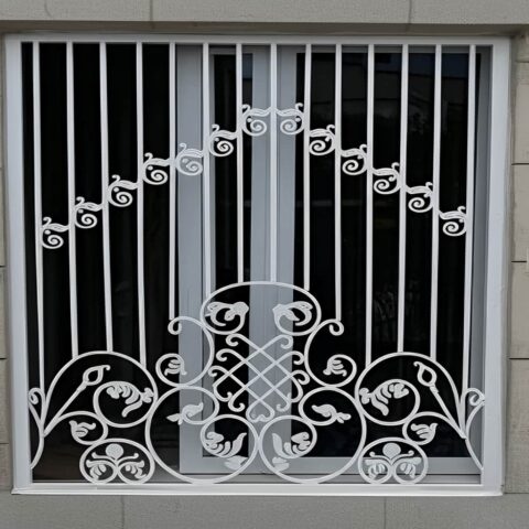 حفاظ پنجره بهار فرفورژه طبیعی