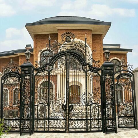 درب فلزی حیاط ویلایی با کیفیت