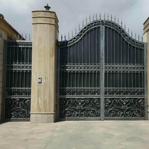 درب فلزی انگلیسی کلاسیک لوکس