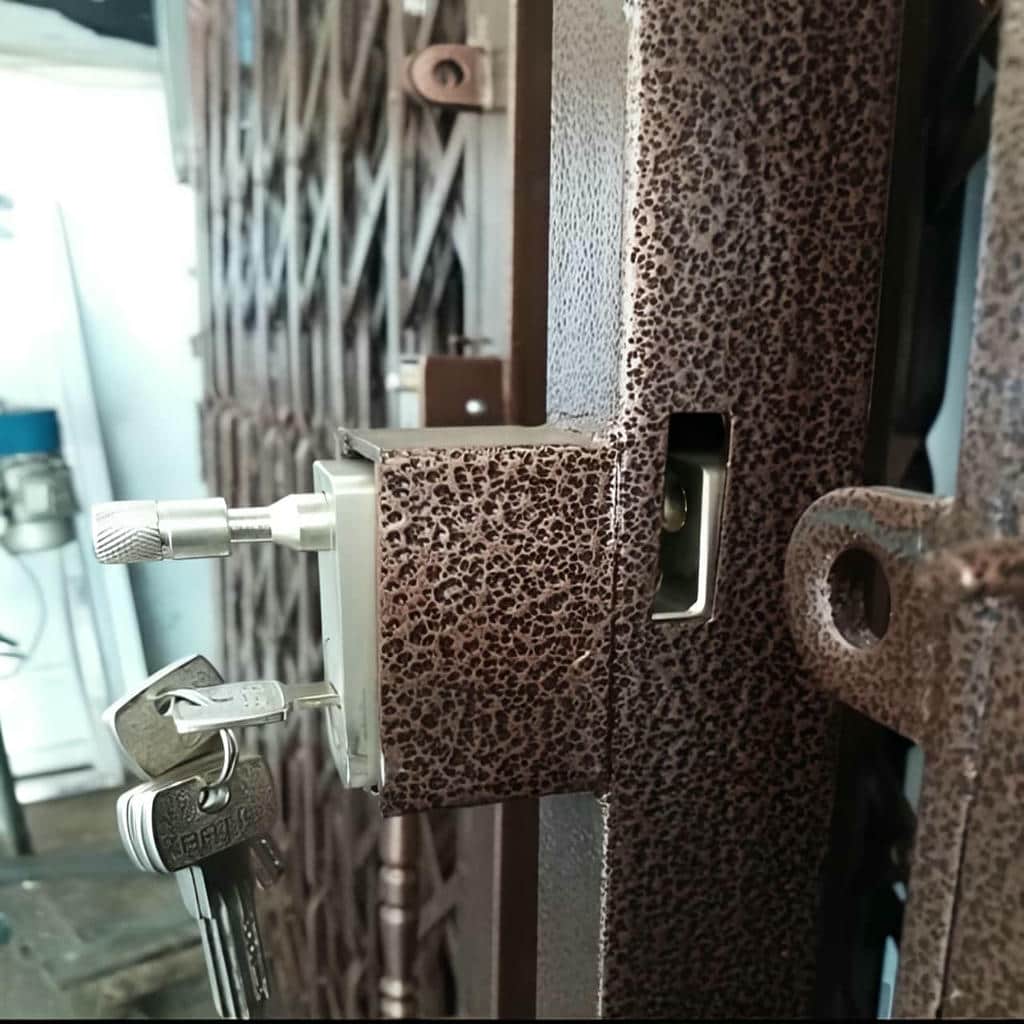 خرید درب آکاردئونی ضدسرقت کنترل ابعاد در آمل