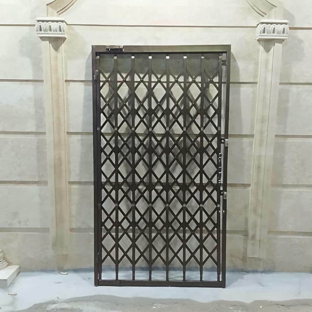 درب آکاردئونی ضدسرقت در سمنان