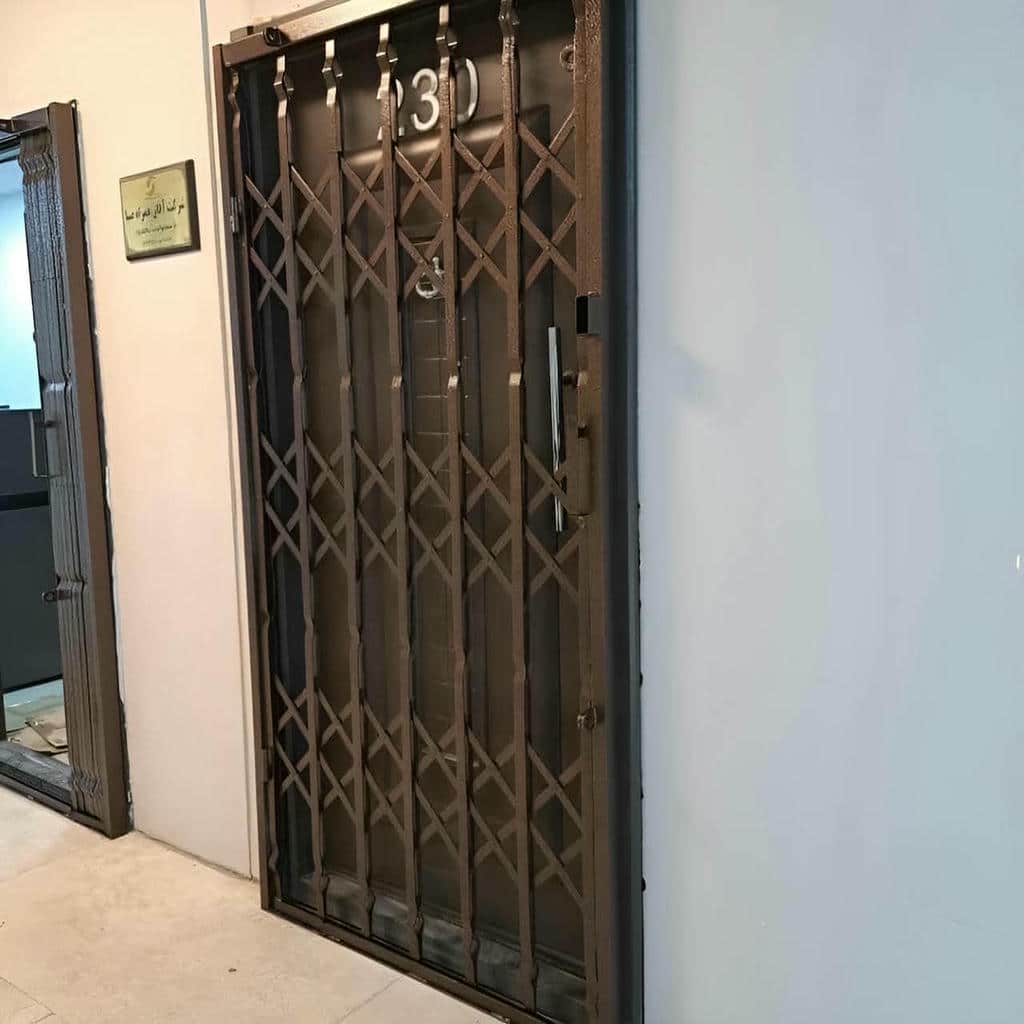 خرید درب آکاردئونی ضدسرقت طرح کم حجم در ساوه