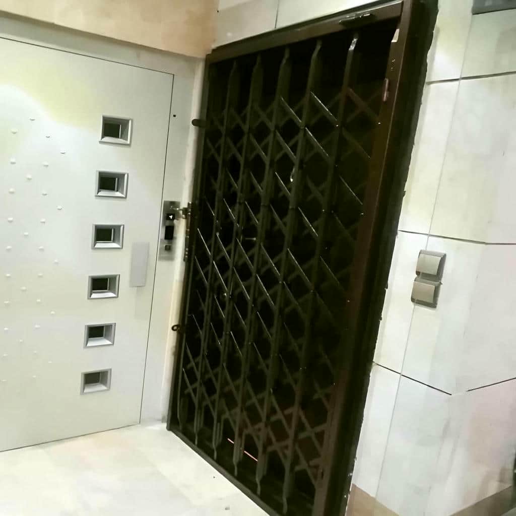 درب آکاردئونی ضدسرقت در کیش