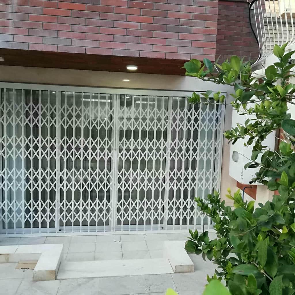 قیمت درب آکاردئونی ضدسرقت ورودی مغازه در سمنان