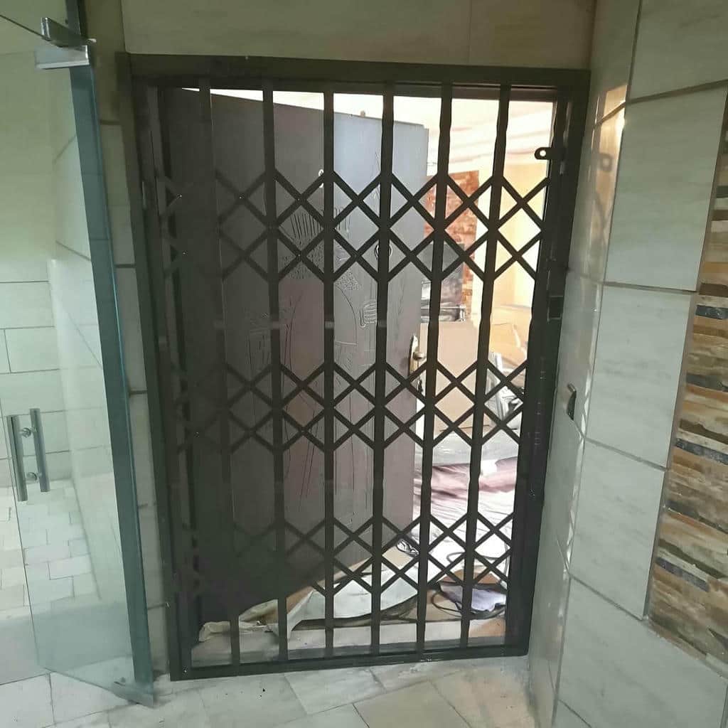 فروش درب آکاردئونی ضدسرقت پروفیل مستحکم در اردبیل