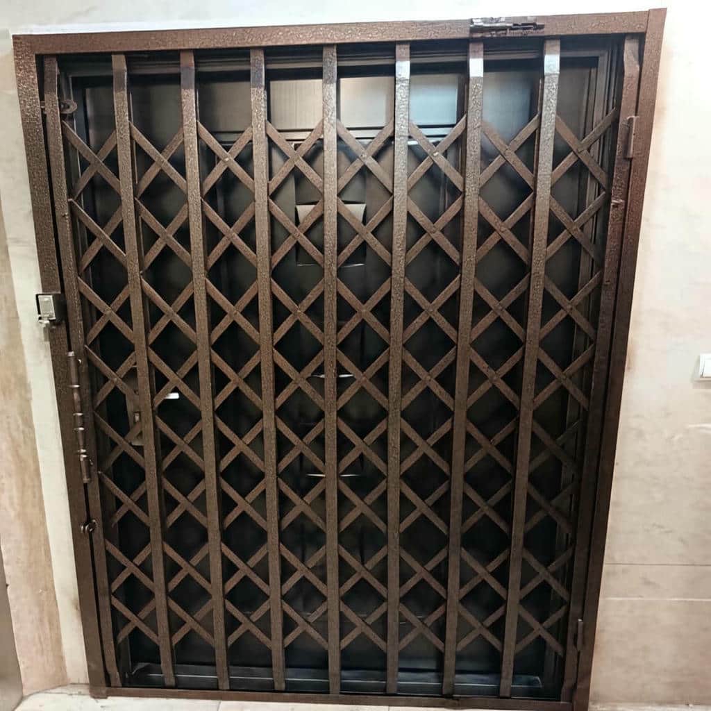 خرید درب آکاردئونی ضدسرقت واحد مسکونی در بجنورد