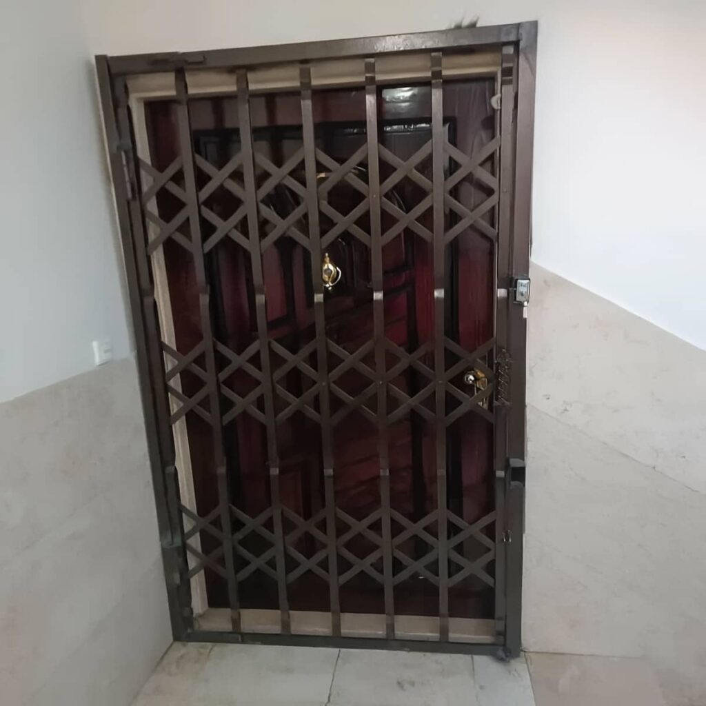 خرید درب آکاردئونی ضدسرقت کمجا در قشم