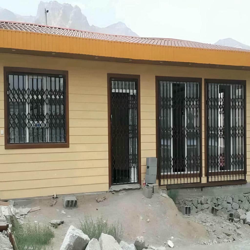 نصب درب آکاردئونی ضدسرقت پروفیل سنگین در بومهن