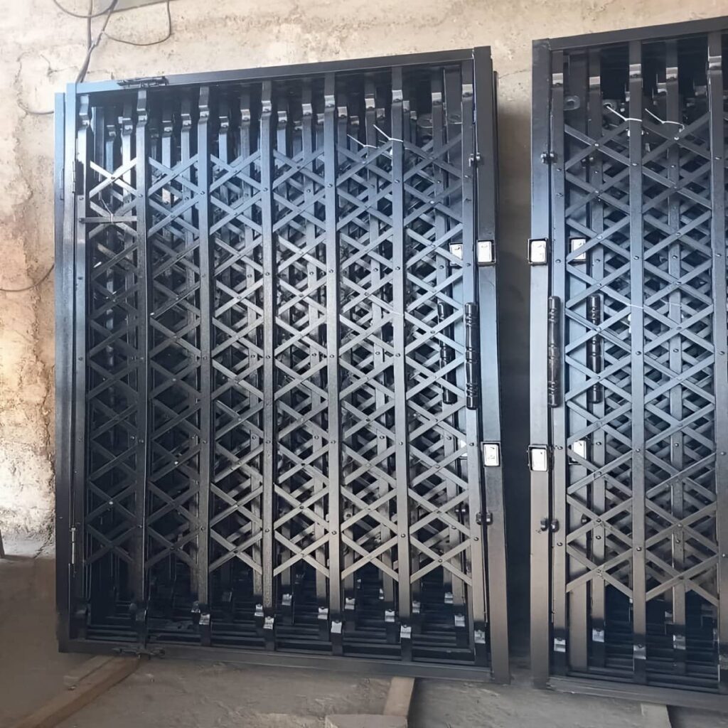 درب آکاردئونی ضدسرقت در نظرآباد