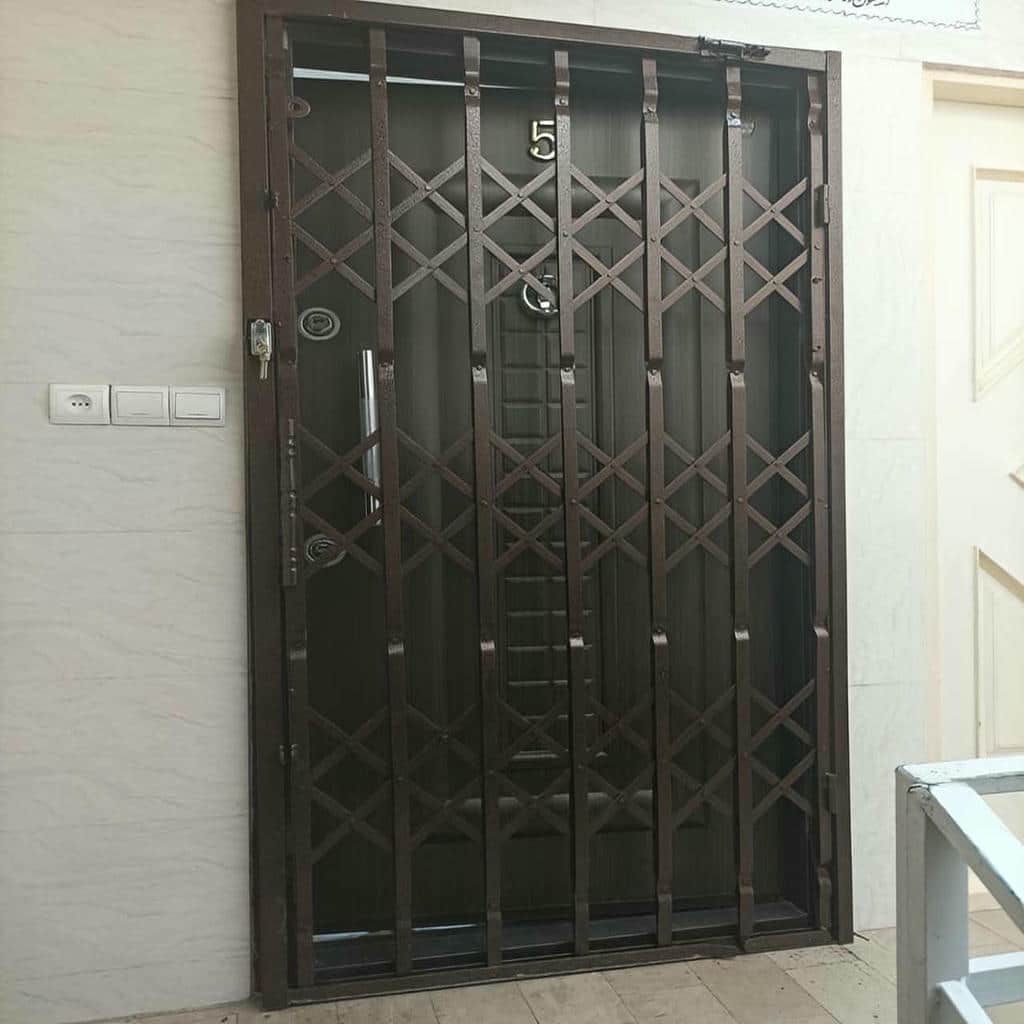 درب آکاردئونی ضدسرقت در یاسوج