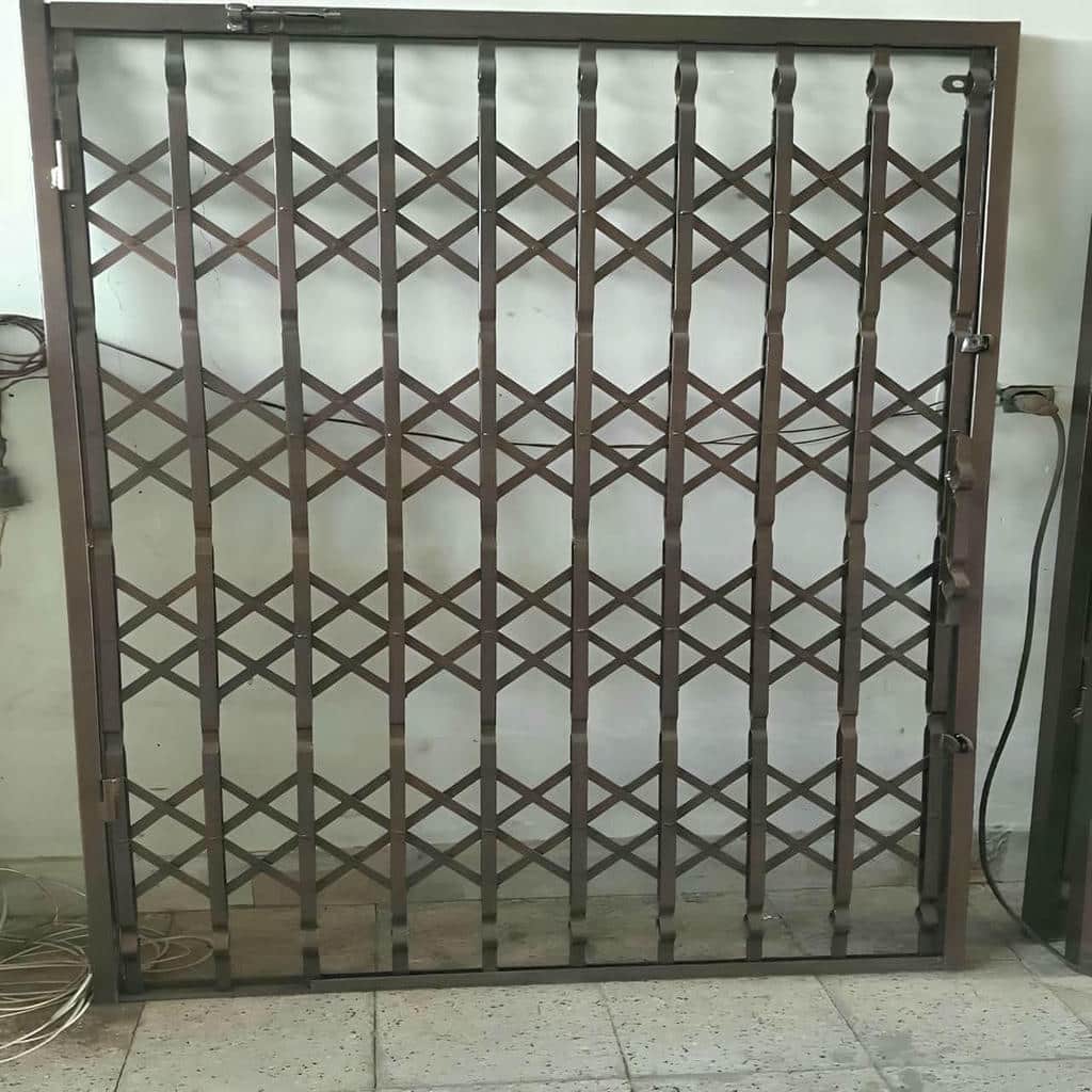 خرید درب آکاردئونی ضدسرقت طرح مدرن در فردیس کرج