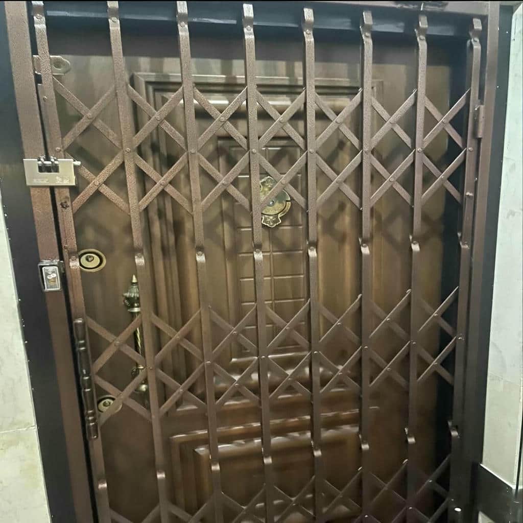 نصب درب آکاردئونی ضدسرقت حرکت روان در اهواز