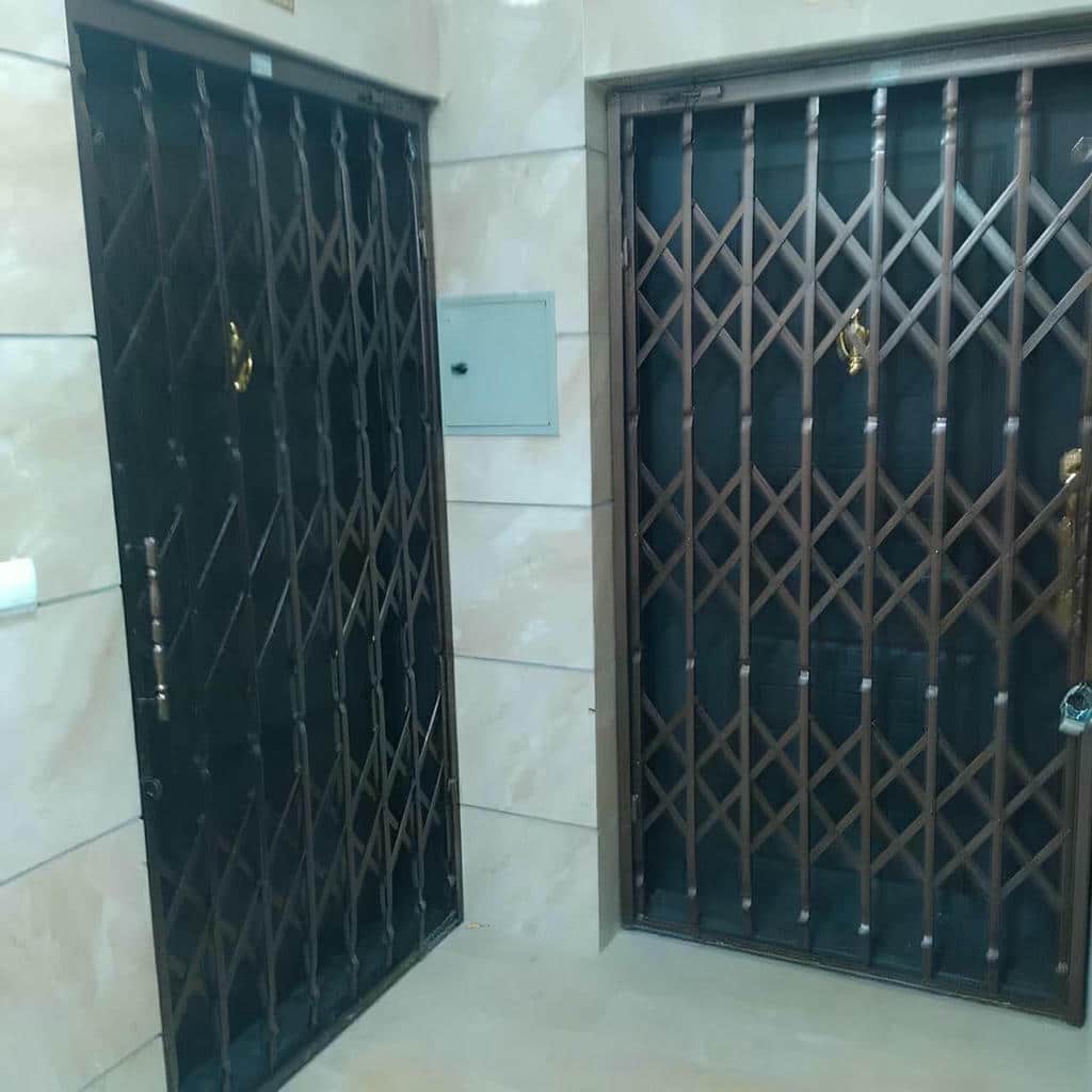 نصب درب آکاردئونی ضدسرقت قفل مطمئن در فیروزکوه