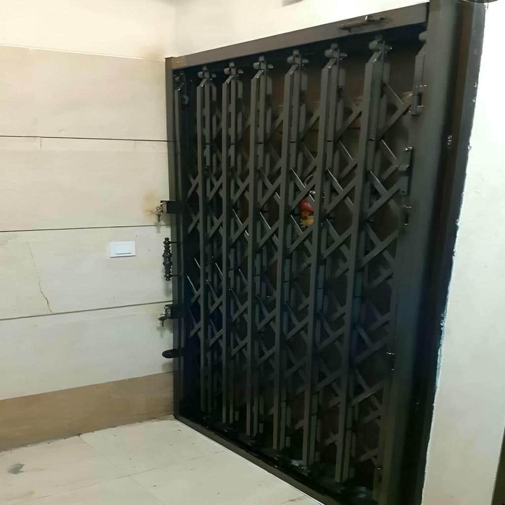 قیمت درب آکاردئونی ضدسرقت خطوط کلاسیک در گرگان