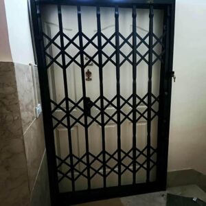 درب آکاردئونی ضدسرقت در آبادان