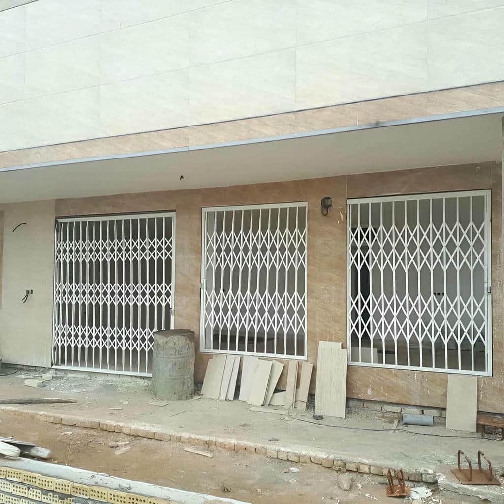 خرید درب آکاردئونی ضدسرقت مدل سبک در ساری