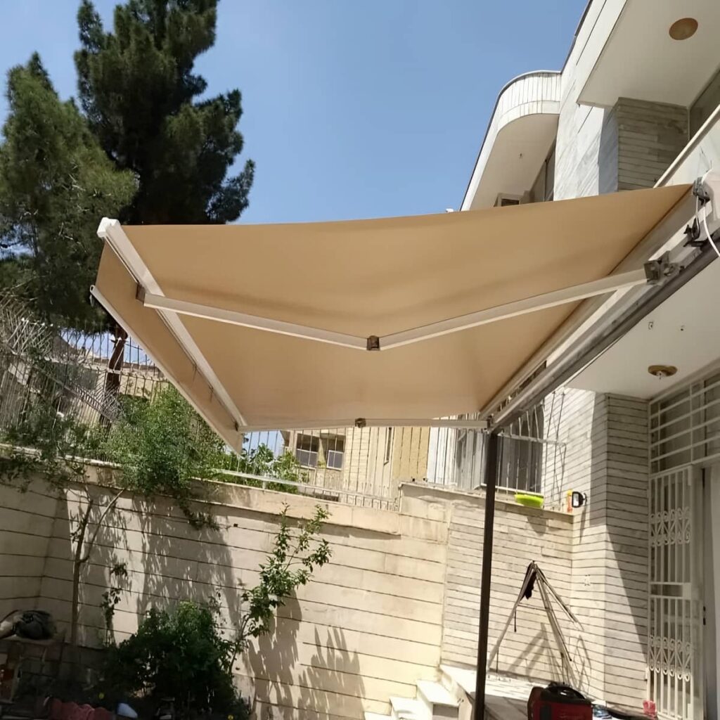 نصب سایبان برقی اتوماتیک پارچه ضدتابش در آبادان
