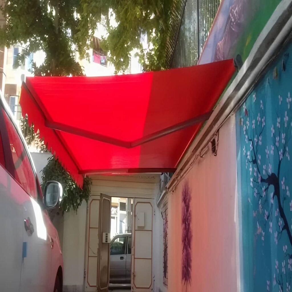 سایبان برقی اتوماتیک در سمنان