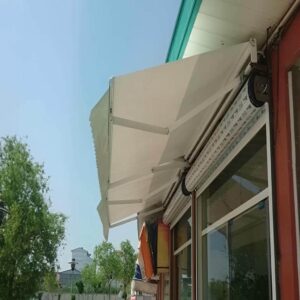 سایبان برقی اتوماتیک در سیرجان