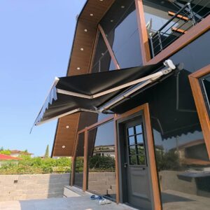 سایبان برقی اتوماتیک در بندر چابهار
