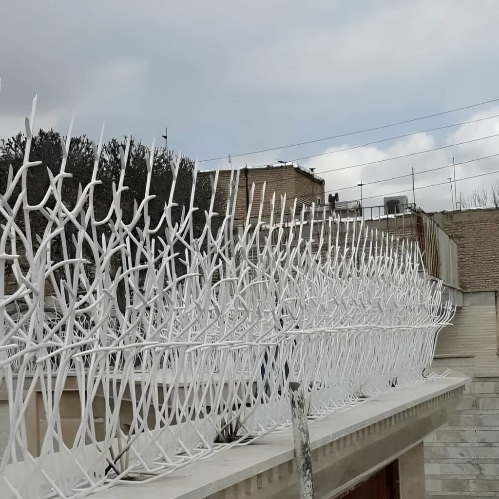 نصب حفاظ شاخ گوزنی ویلا باغ در کاشان