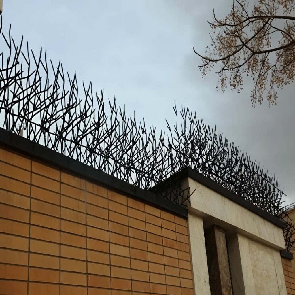 نصب حفاظ شاخ گوزنی رنگ مقاوم در پردیس