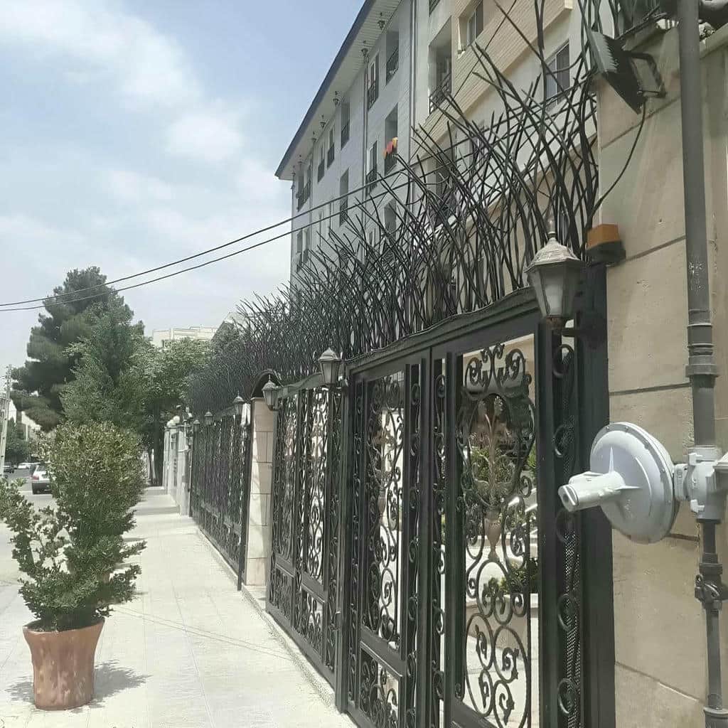 کارخانه حفاظ شاخ گوزنی دیوار ویلا در آبادان
