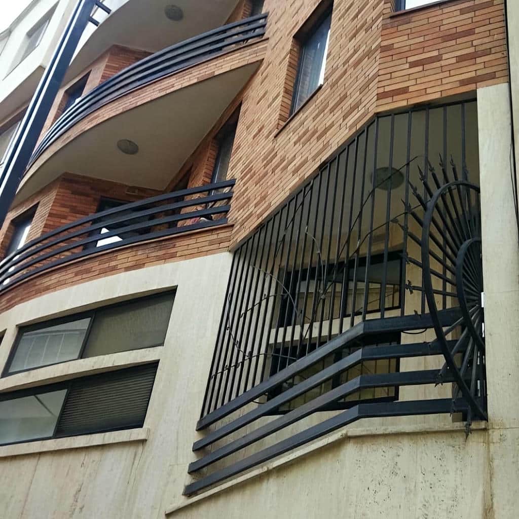 نصب حفاظ پنجره فرفورژه کلاسیک در مهرشهر کرج