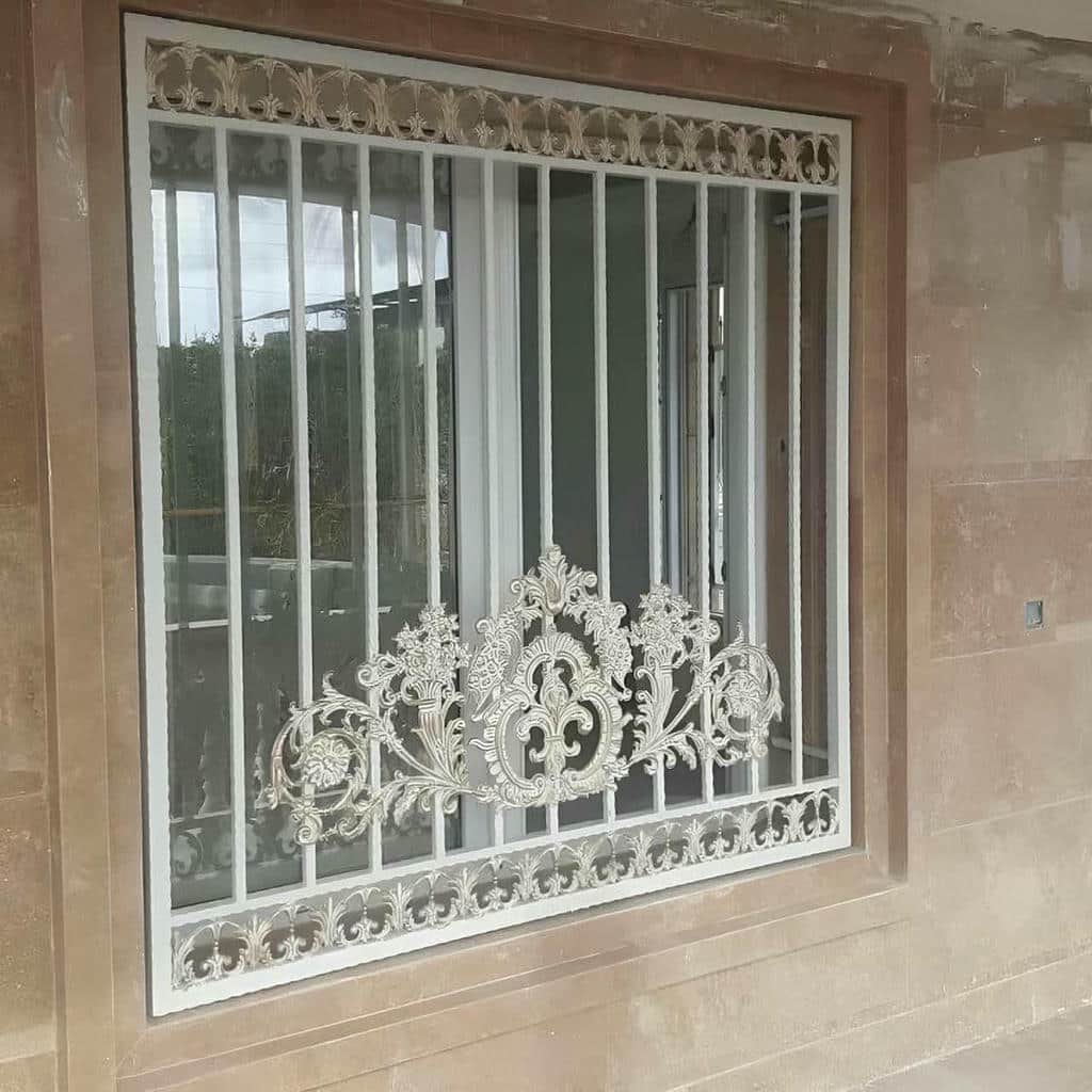 خرید حفاظ پنجره نرده فلزی ساده در اردبیل