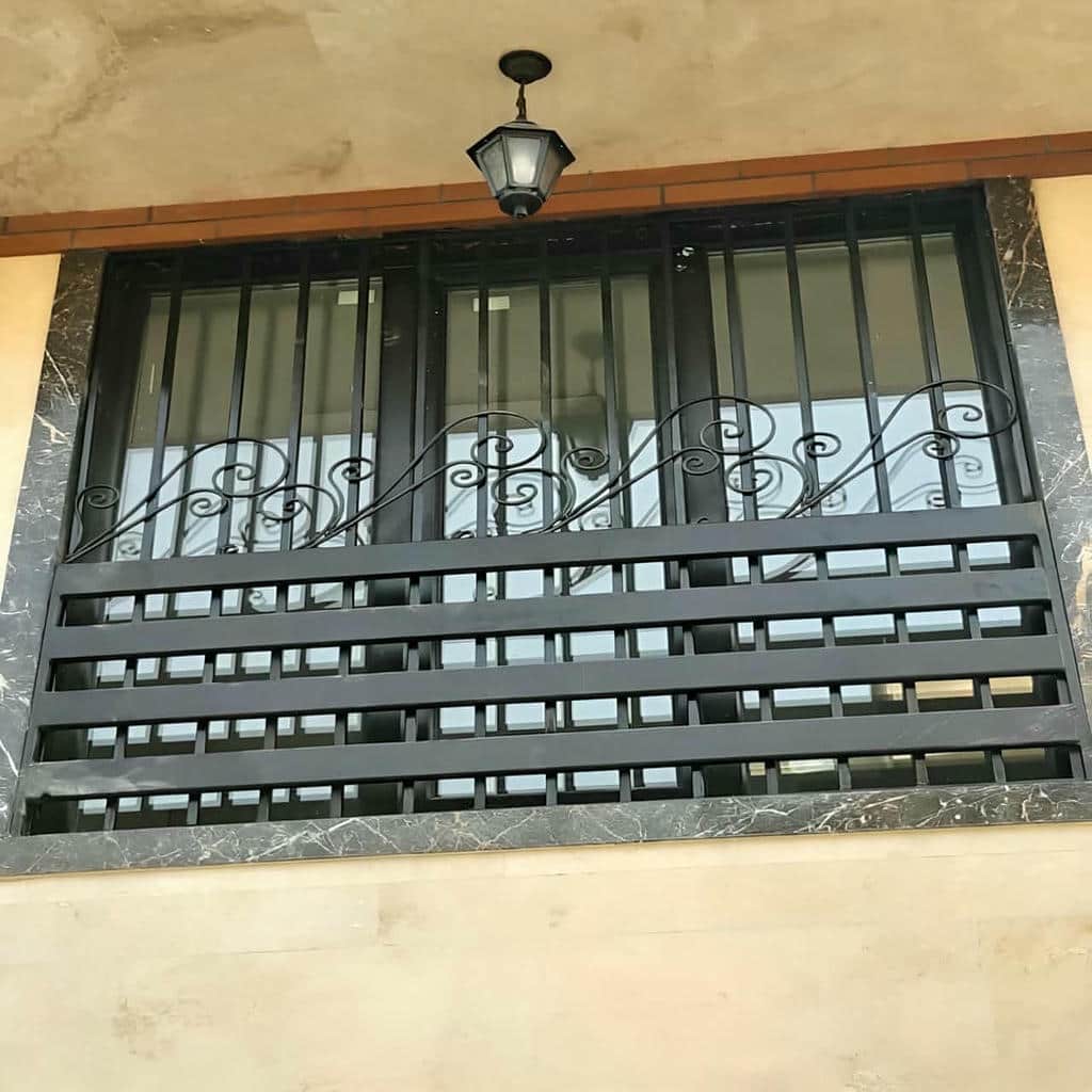 قیمت حفاظ پنجره نرده فلزی فرفورژه کلاسیک در رفسنجان