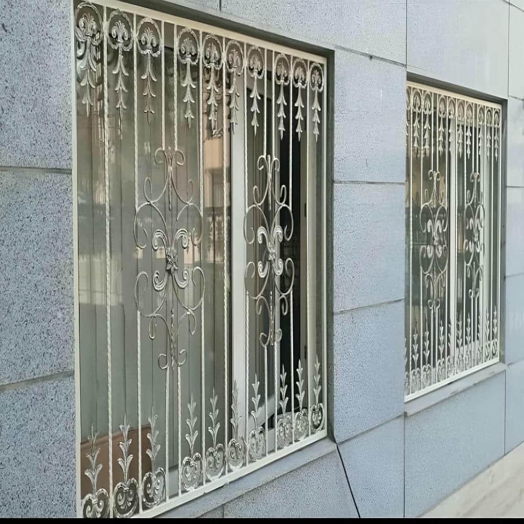 نصب حفاظ پنجره فلزی مدرن سفارشی در استان خوزستان