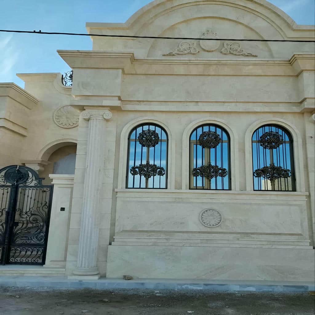 نصب حفاظ پنجره نرده فلزی مدرن سفارشی در بجنورد