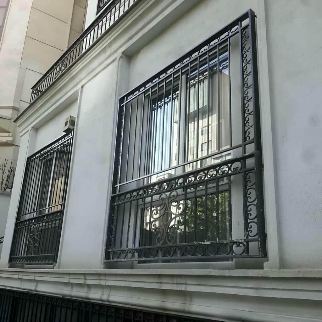 قیمت حفاظ پنجره نرده فلزی فرفورژه کلاسیک در بجنورد