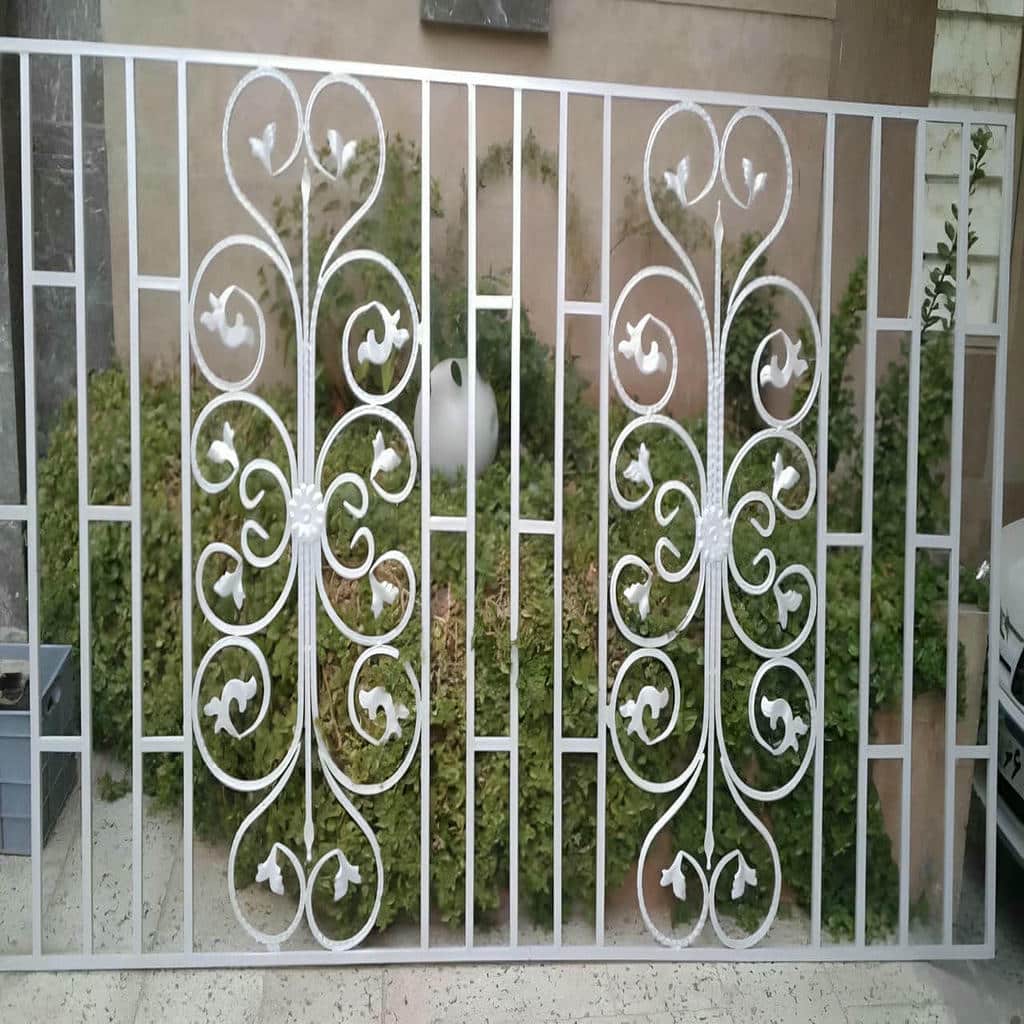 حفاظ پنجره نرده فلزی در شیراز
