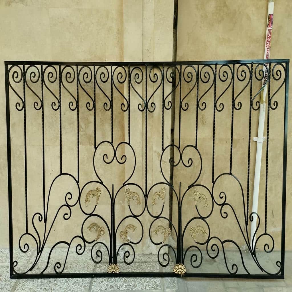 فروش حفاظ پنجره نرده فلزی فرفورژه کلاسیک در سنندج