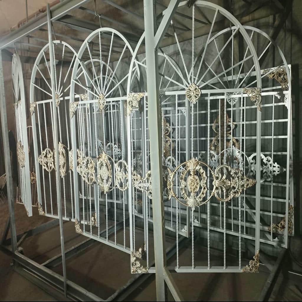 فروش حفاظ پنجره فرفورژه کلاسیک در فردیس کرج