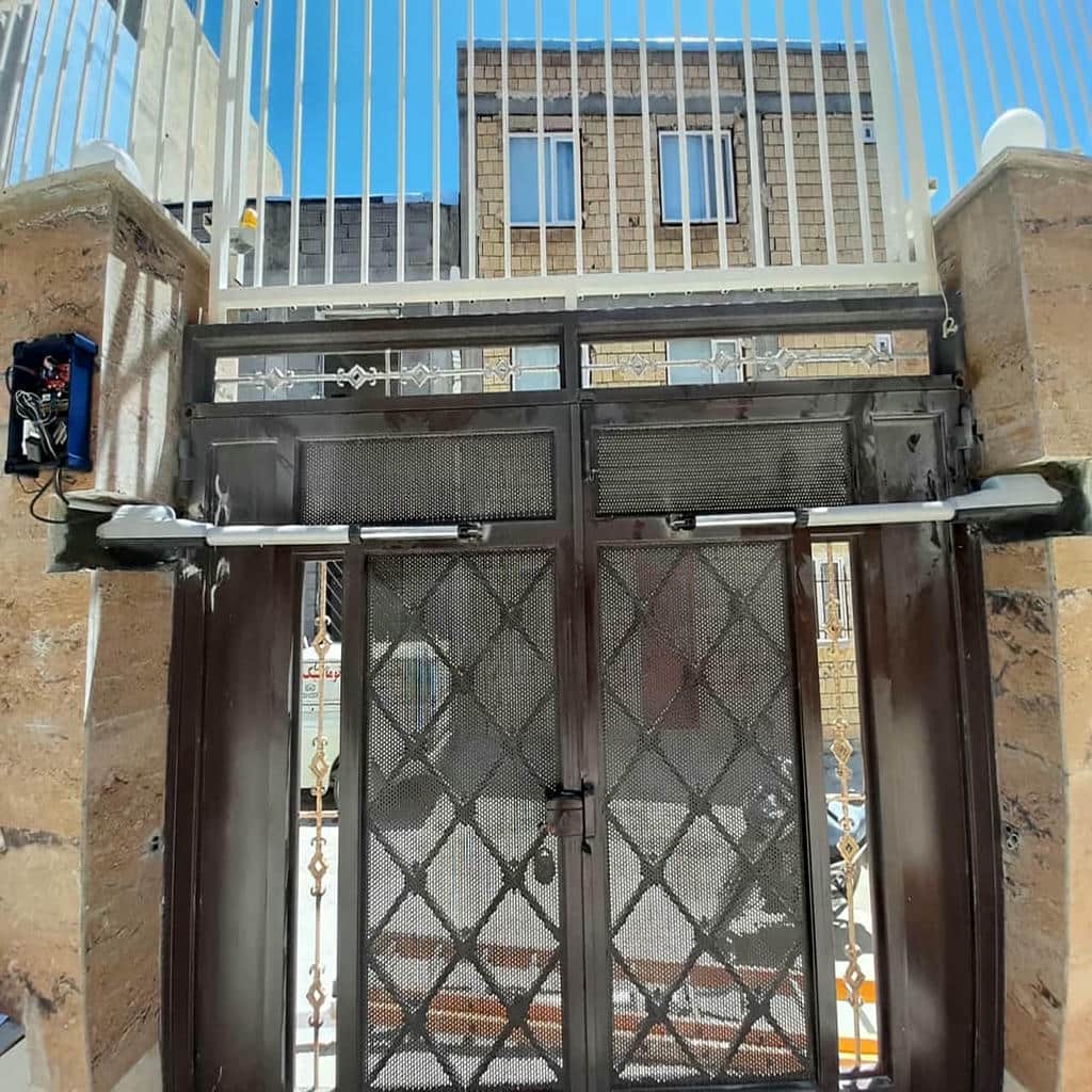 نصب جک درب پارکینگ ویلایی در طالقان