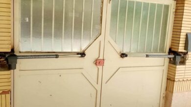 جک درب پارکینگ در باغ عباس‌آباد