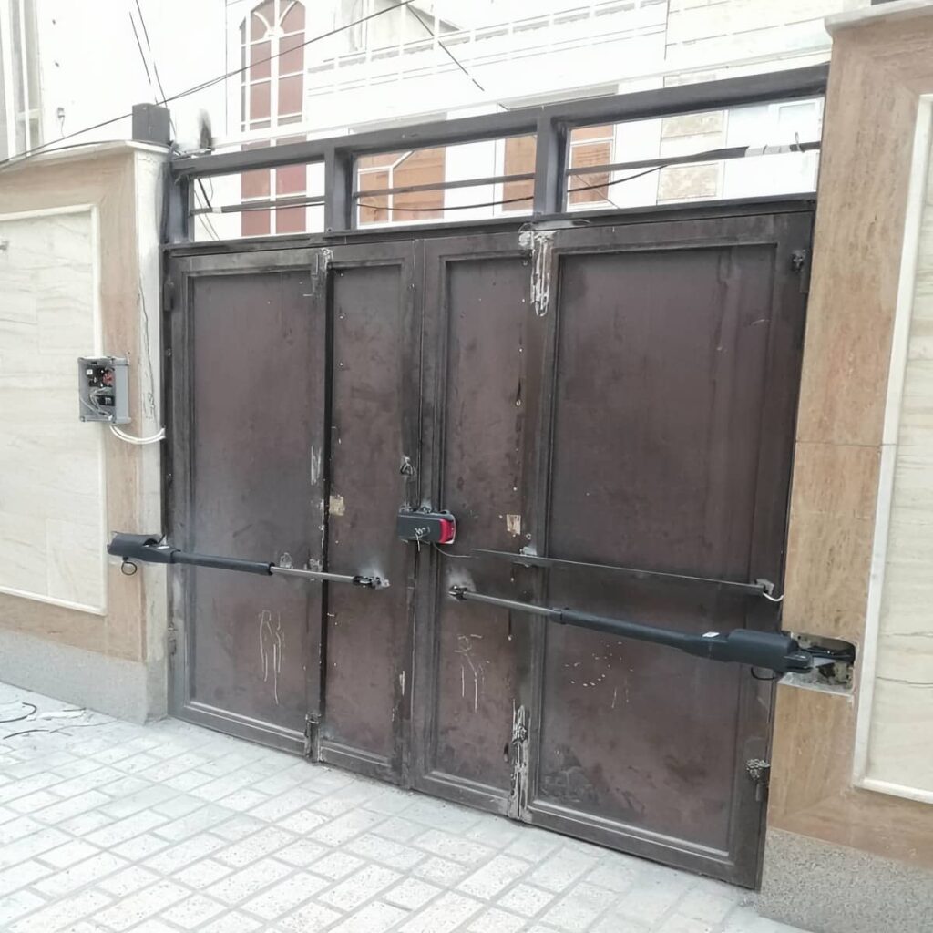 نصب جک درب پارکینگ اداری در نیشابور