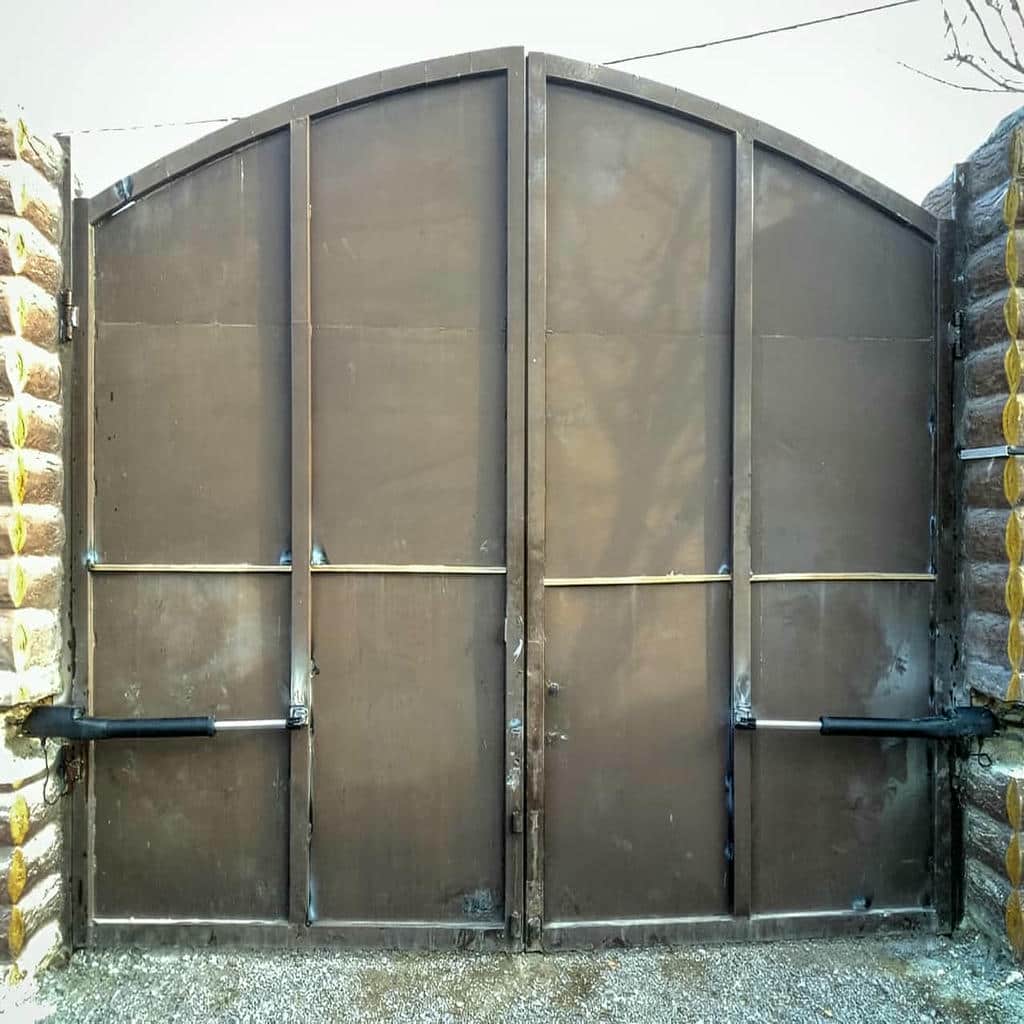 نصب جک درب پارکینگ ضدزنگ در قائمشهر