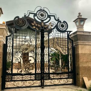 درب حیاط فرفورژه در مشهد