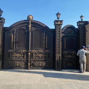 درب حیاط فرفورژه در قزوین