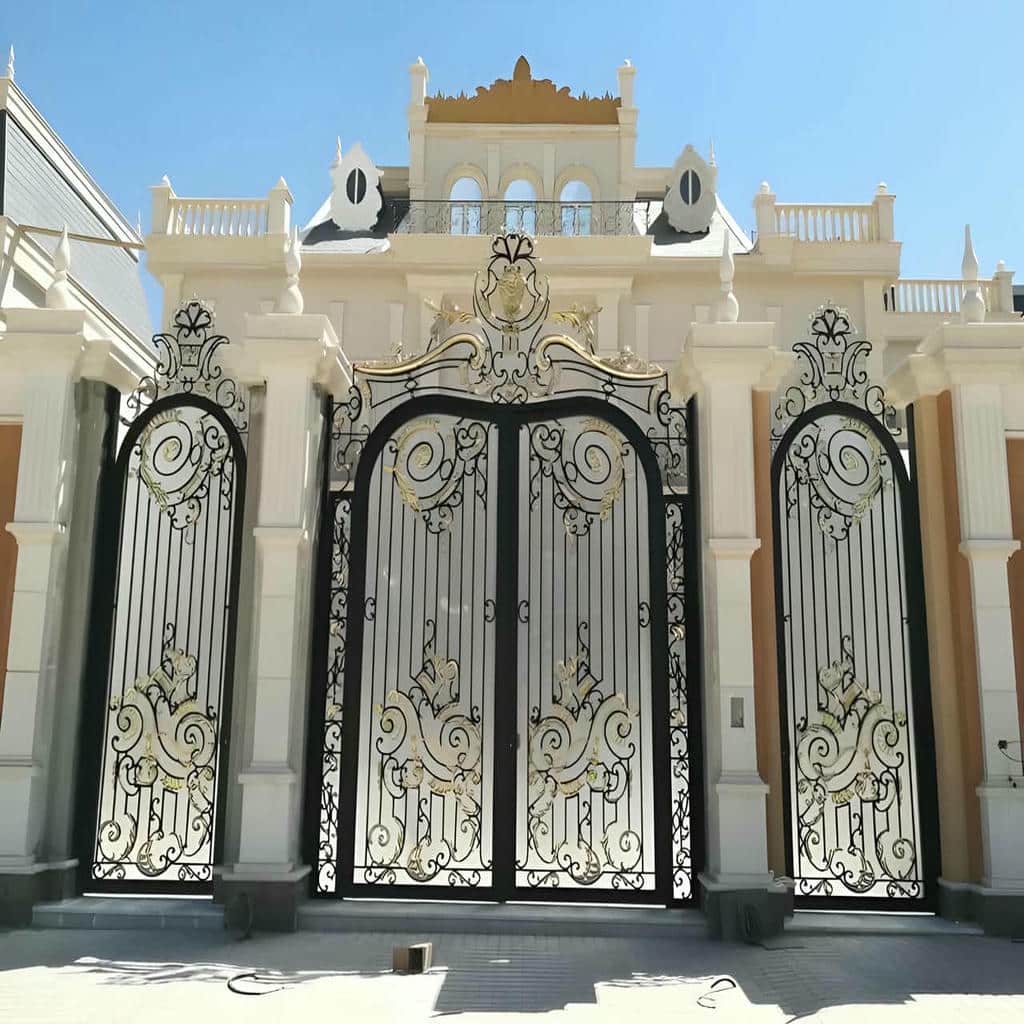 خرید درب حیاط فرفورژه ساده در مریوان