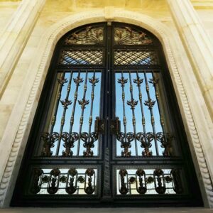 درب حیاط فرفورژه در اهواز