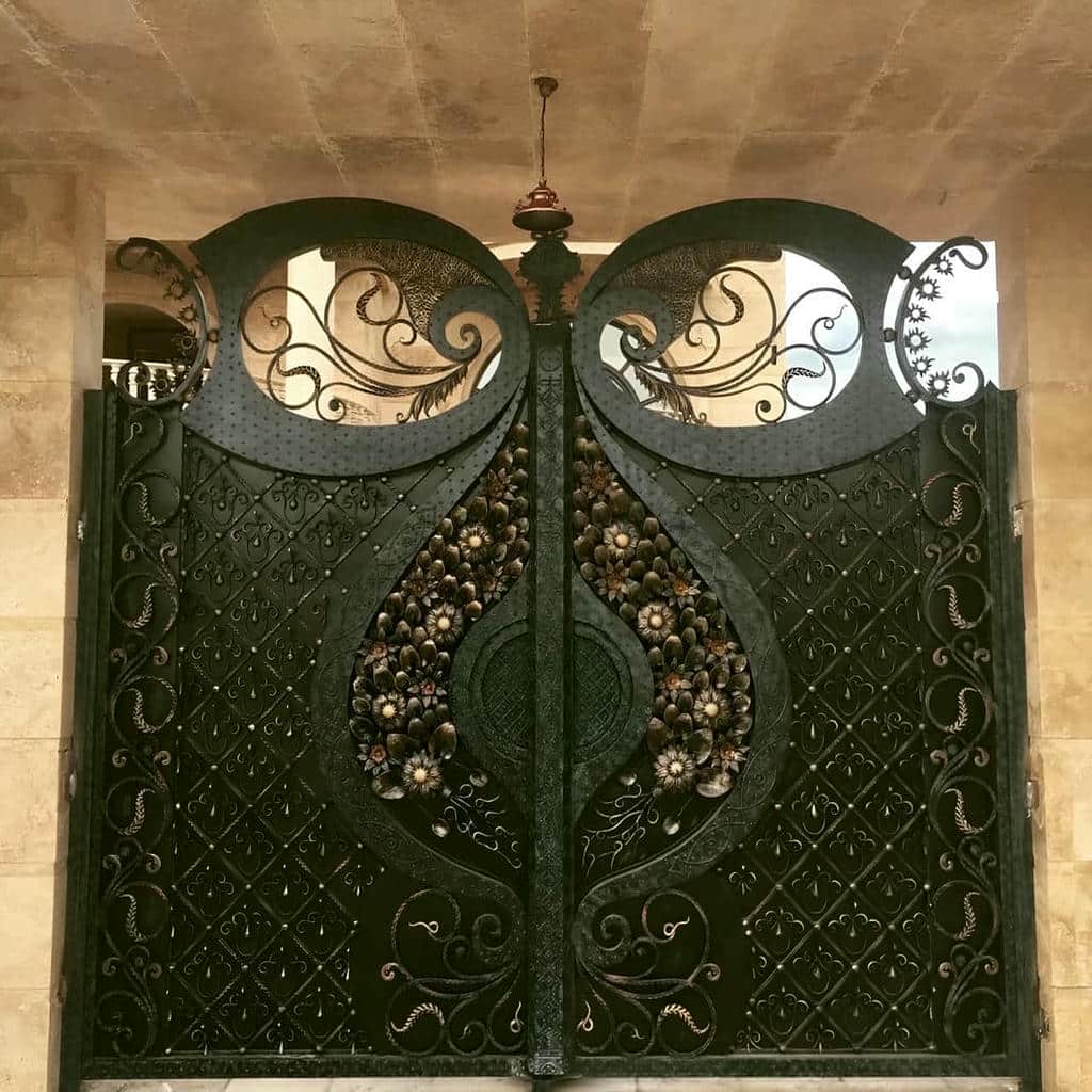 کارخانه درب حیاط فرفورژه طراحی اختصاصی در ساری