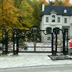 درب حیاط فرفورژه در ارومیه