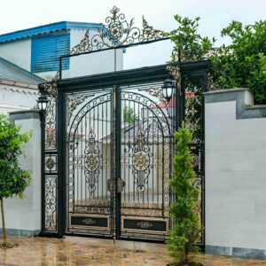 درب حیاط فرفورژه در گنبدکاووس