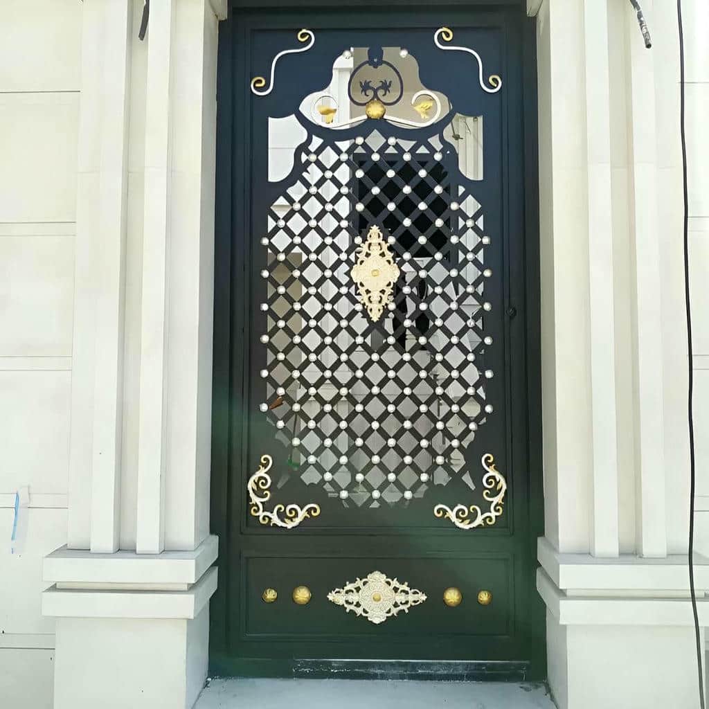 کارخانه درب حیاط فرفورژه مقاوم در نظرآباد